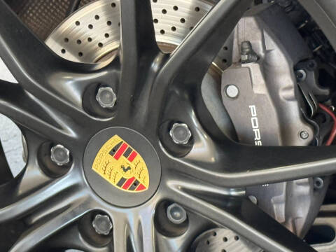 2019 Porsche 718 Cayman