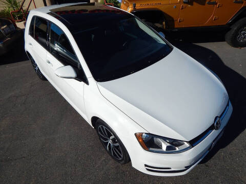 2016 Volkswagen Golf TSI SE