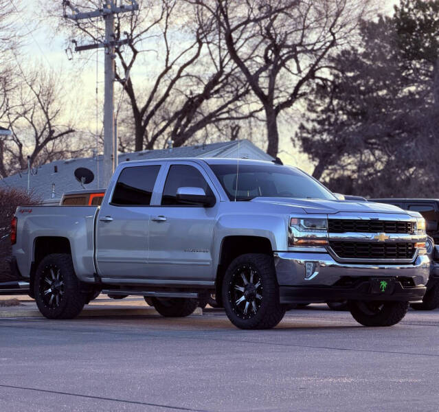 2017 Chevrolet Silverado 1500 LT's photo