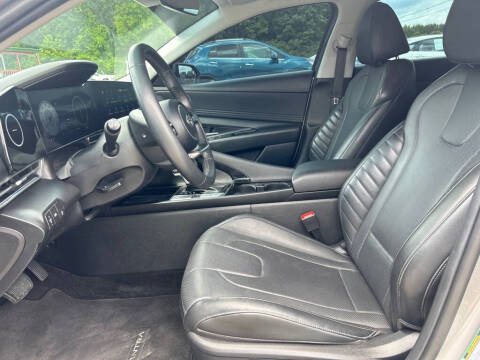 2023 Hyundai Elantra