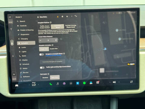 2023 Tesla Model X Standard Range