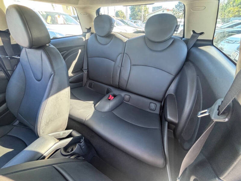 2013 MINI Hardtop Cooper