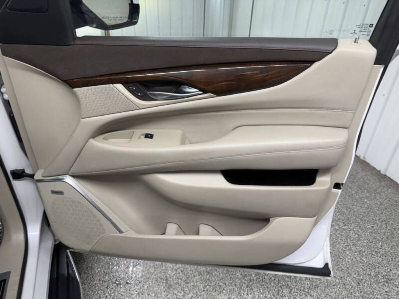 2017 Cadillac Escalade ESV Premium Luxury