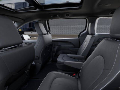 2027 Chrysler Pacifica Limited