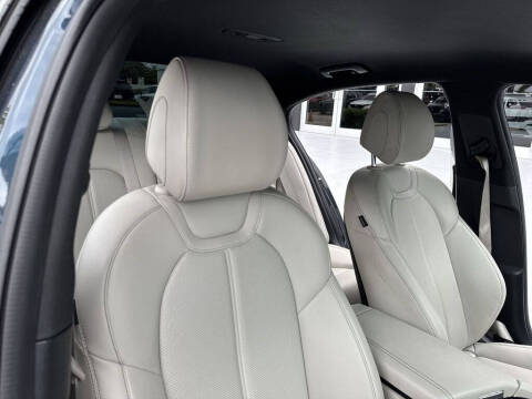 2024 Genesis G70