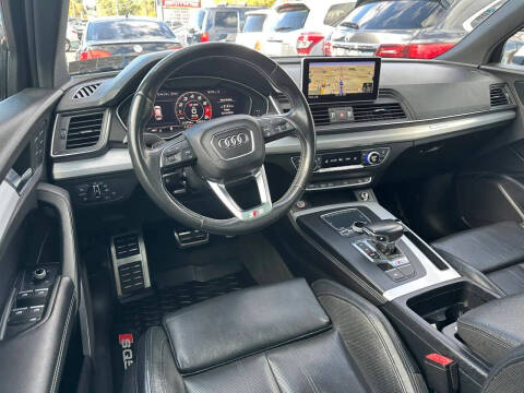 2018 Audi SQ5 3.0T quattro Premium Plus