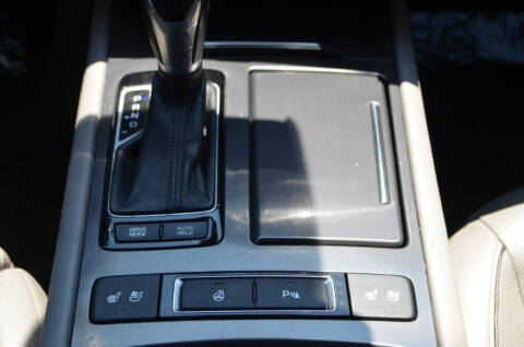 2015 Hyundai Genesis
