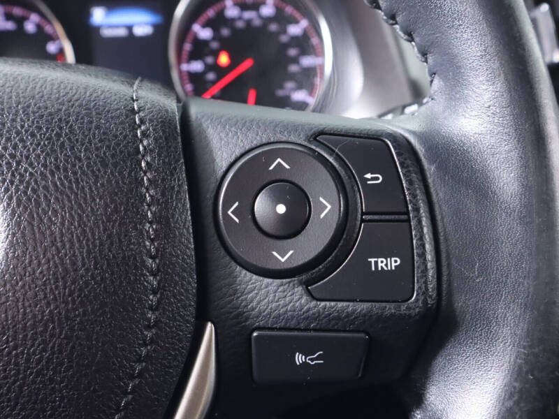 2017 Toyota RAV4 SE