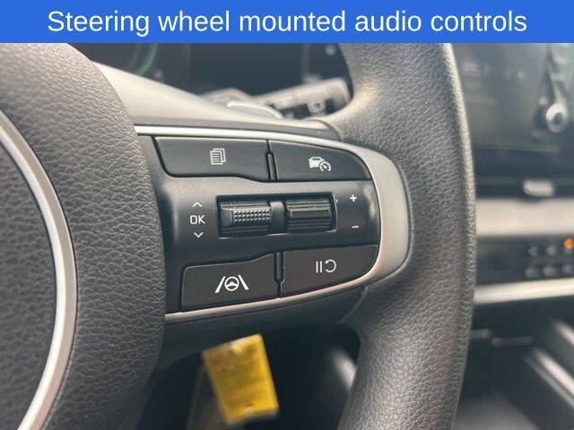 2023 Kia Sportage Hybrid LX