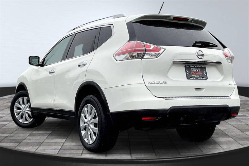 2016 Nissan Rogue S