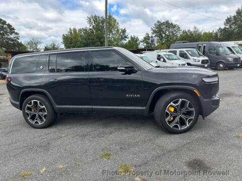 2023 Rivian R1S Adventure