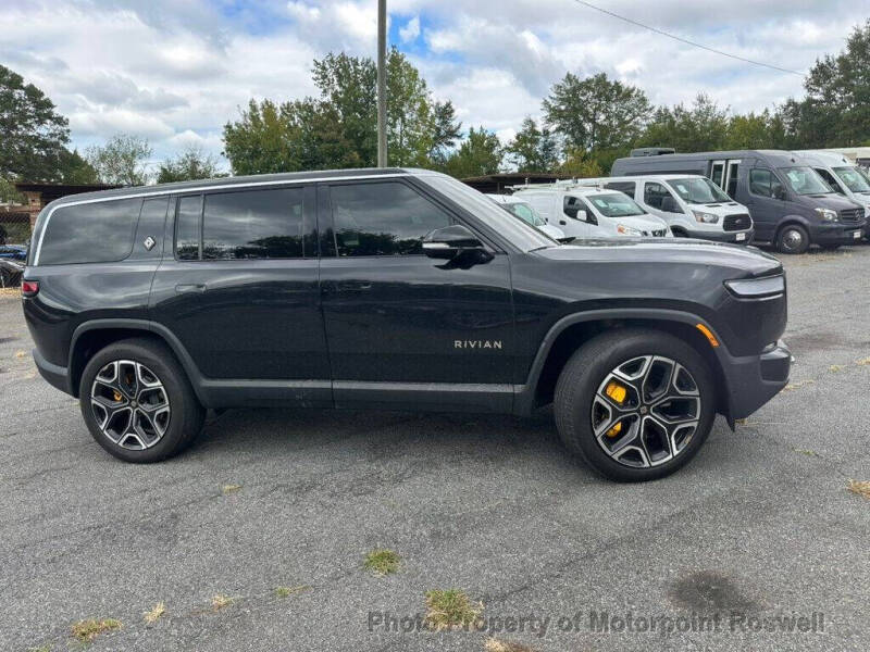 2023 Rivian R1S Adventure