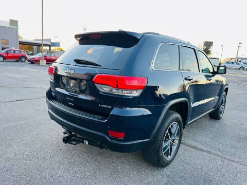 2018 Jeep Grand Cherokee Laredo