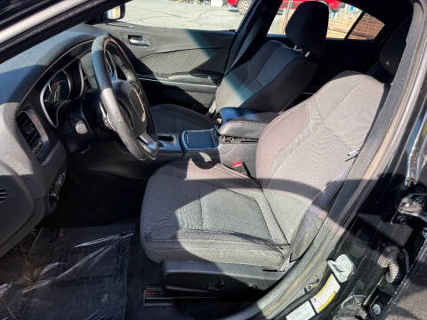 2017 Dodge Charger SXT