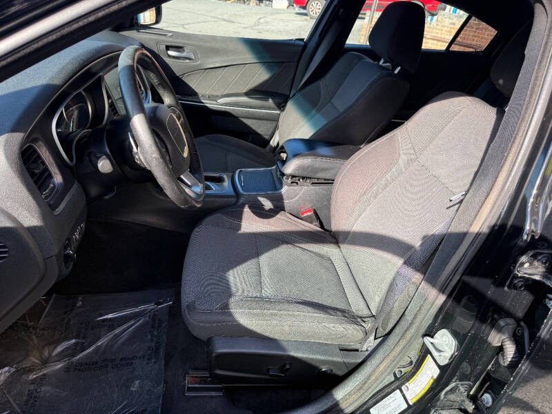 2017 Dodge Charger SXT