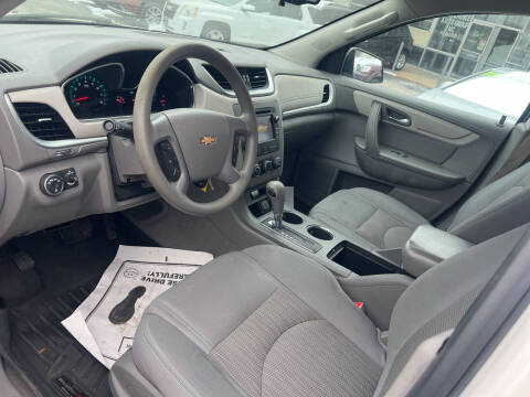 2015 Chevrolet Traverse LS