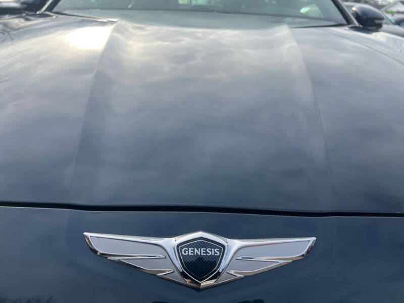 2023 Genesis G70