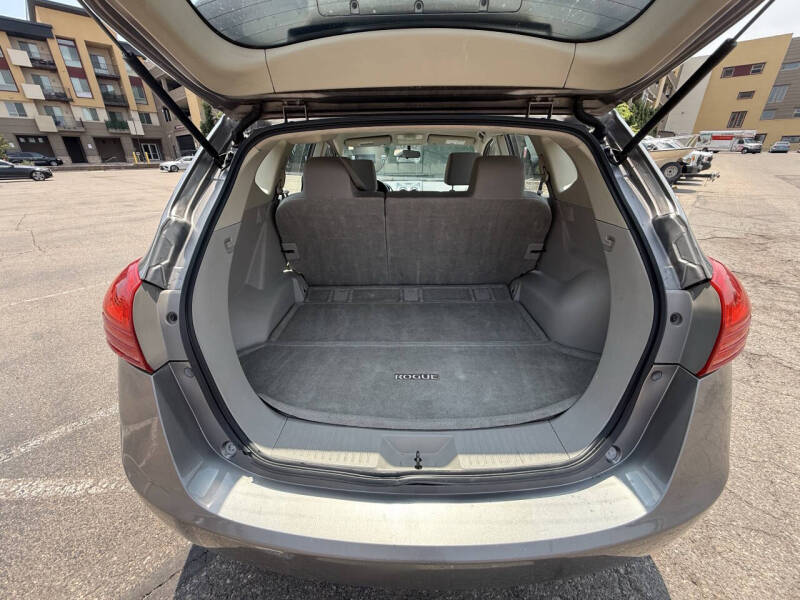 2012 Nissan Rogue S