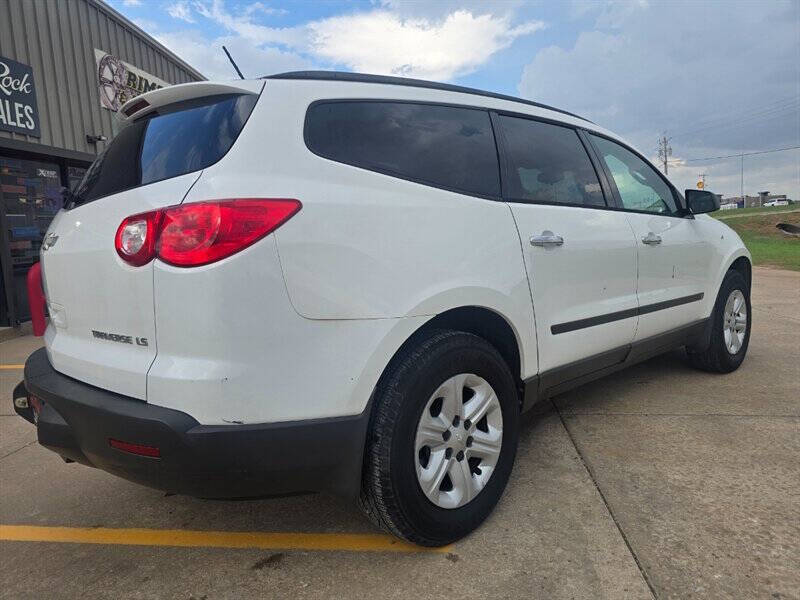 2010 Chevrolet Traverse LS