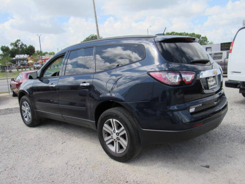 2017 Chevrolet Traverse LS