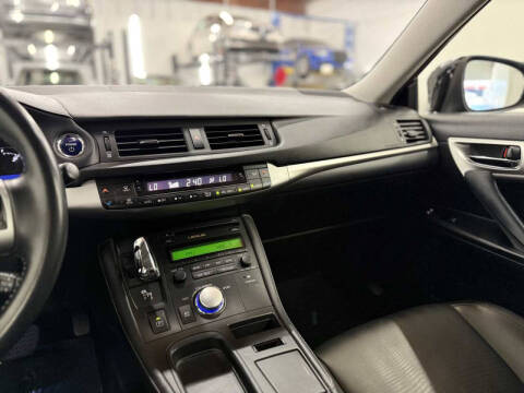 2013 Lexus CT 200h