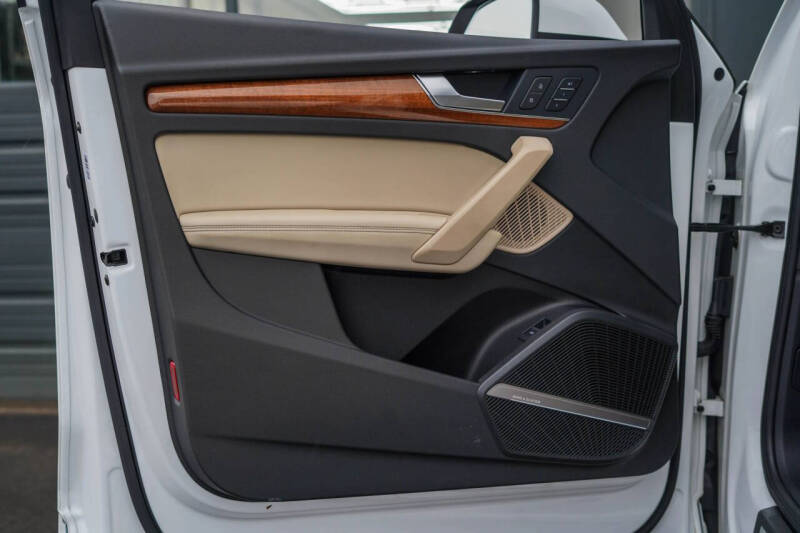 2022 Audi Q5 quattro S line Prem Plus 45 TFSI