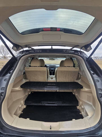 2016 Nissan Rogue SL