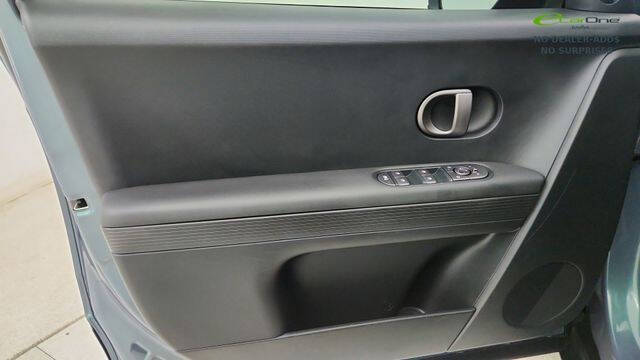 2025 Hyundai Ioniq 5 SE
