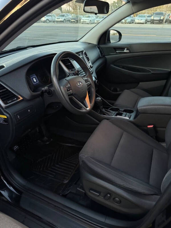 2017 Hyundai Tucson SE