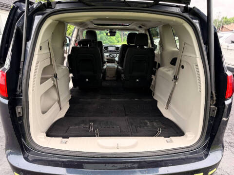 2019 Chrysler Pacifica Touring L Plus