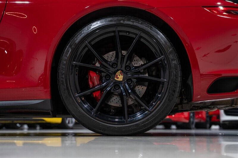 2019 Porsche 911 Carrera 4S