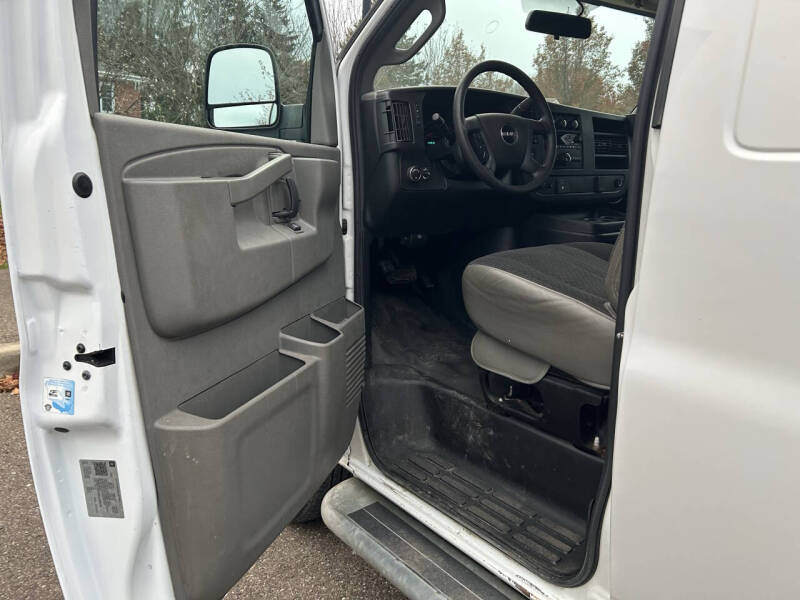 2019 GMC Savana 2500