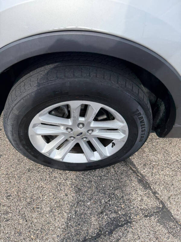 2015 Ford Explorer