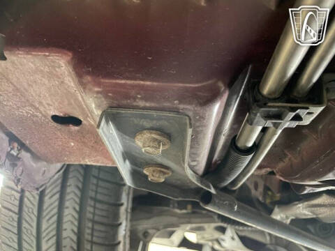 2004 Ford Thunderbird Deluxe