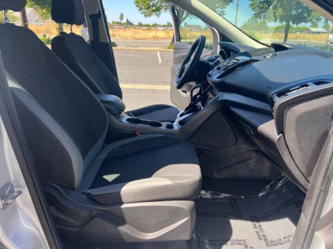 2014 Ford Escape S