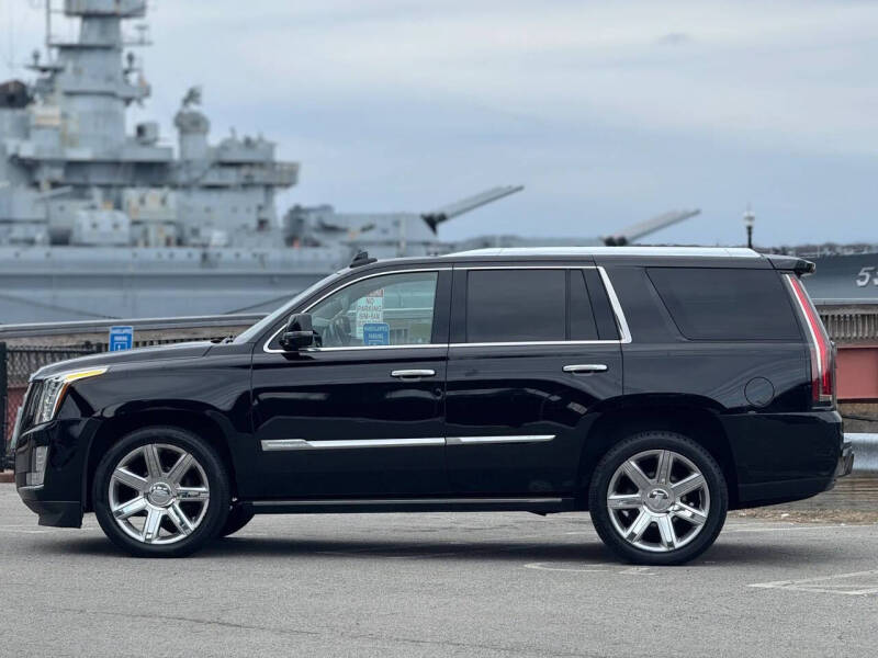 2017 Cadillac Escalade Premium Luxury