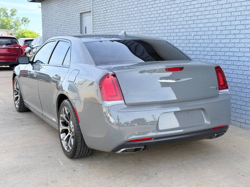 2018 Chrysler 300 S