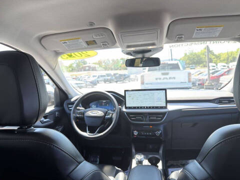 2025 Ford Escape Platinum