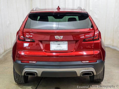 2023 Cadillac XT4 Premium Luxury