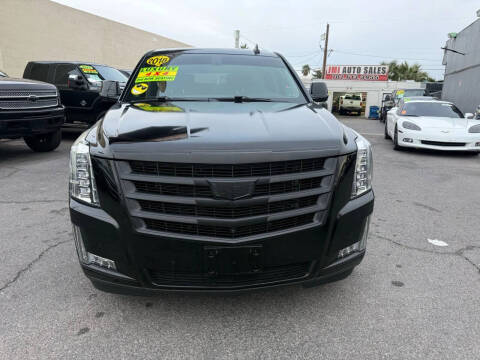 2018 Cadillac Escalade ESV Standard