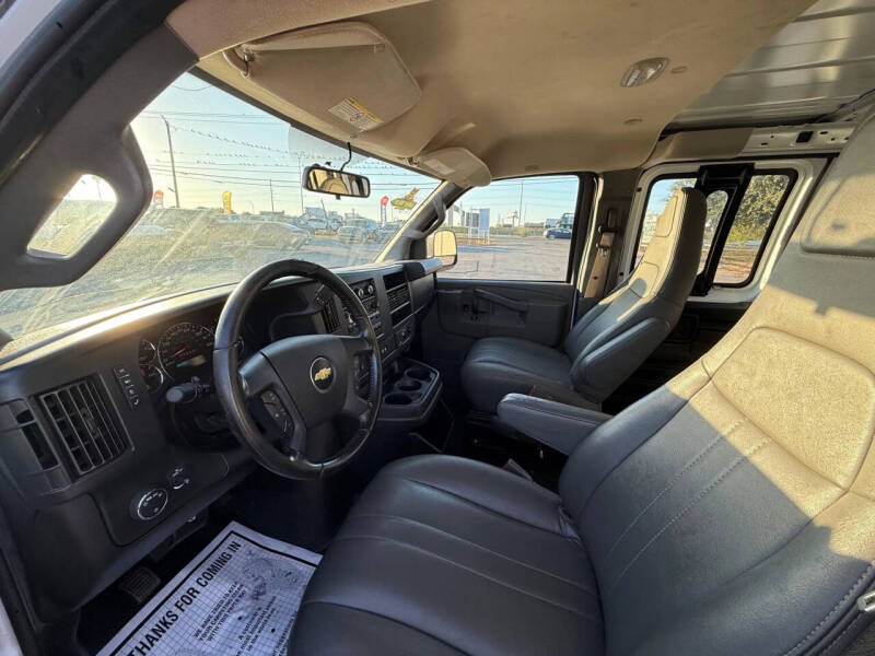 2020 Chevrolet Express 2500