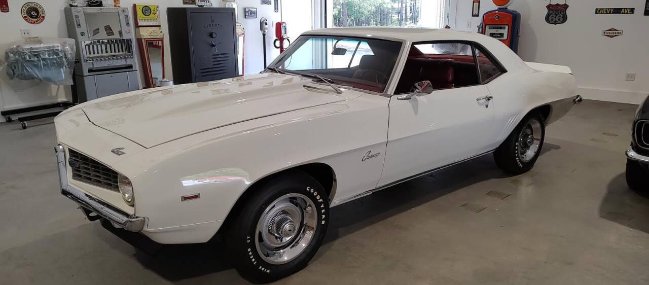 1969 Chevrolet Camaro 1