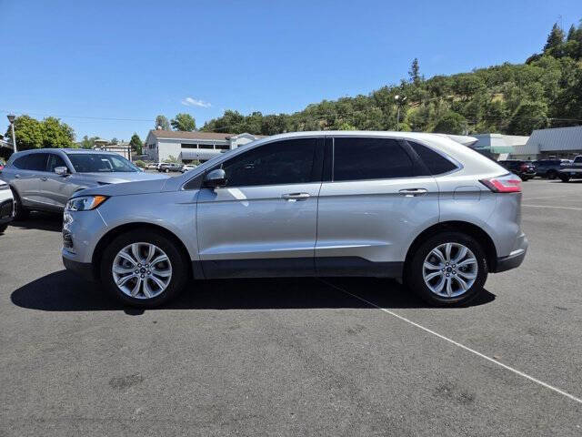 2024 Ford Edge Titanium