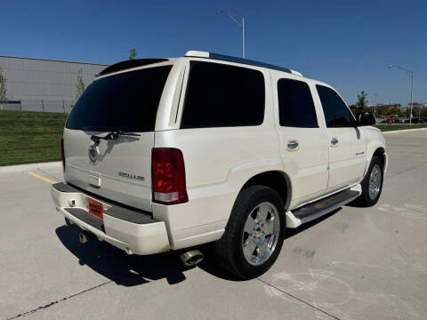 2004 Cadillac Escalade