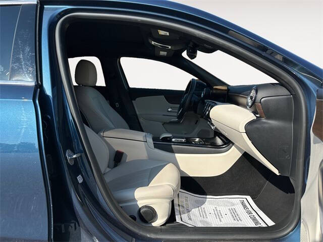 2022 Mercedes-Benz A-Class A 220 4MATIC