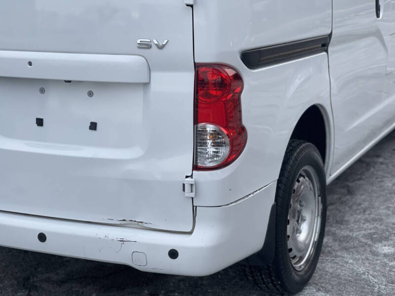 2021 Nissan NV200 SV