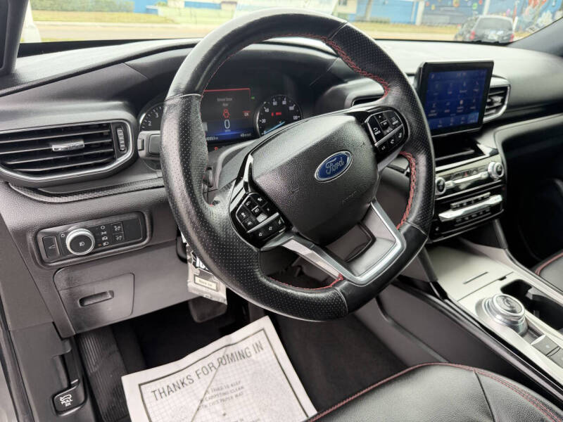 2022 Ford Explorer ST-Line