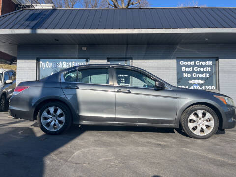 2009 Honda Accord for sale at Auto Credit Connection LLC in Uniontown PA