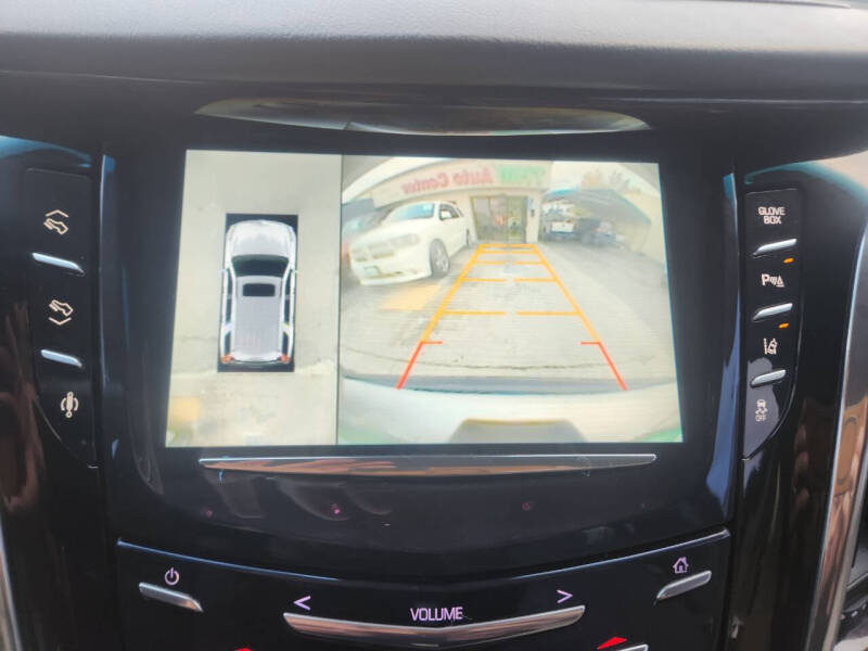 2015 Cadillac Escalade Luxury