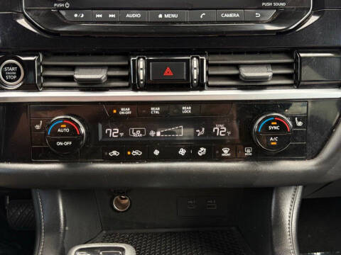 2023 Nissan Pathfinder SV